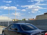 Mercedes E 240-4