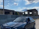 Mercedes E 240-2