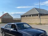 Mercedes E 240-3
