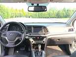 Hyundai Elantra-4