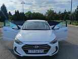 Hyundai Elantra-1