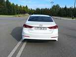 Hyundai Elantra-7