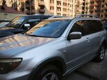 Mitsubishi Outlander-2