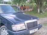 Mercedes 200 D-8