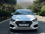 Hyundai Accent-1