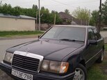 Mercedes 200 D-20