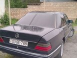 Mercedes 200 D-18