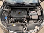 Hyundai Elantra-11