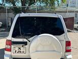 Mitsubishi Pajero io-4