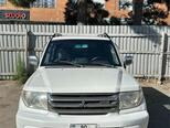 Mitsubishi Pajero io-1