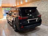 Lexus LX 570-4
