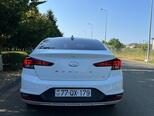Hyundai Elantra-3