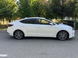 Hyundai Elantra-6