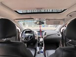 Hyundai Elantra-6