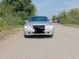 Mercedes E 230-1
