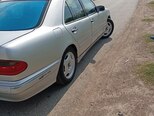 Mercedes E 230-3