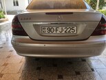 Mercedes E 240-6