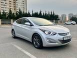 Hyundai Elantra-4