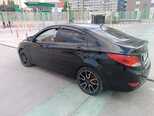Hyundai Accent-5
