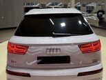 Audi Q7-5