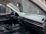 Audi Q7-8