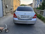 Nissan Tiida-2