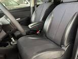 Nissan Tiida-12
