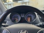 Hyundai Avante-12