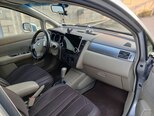 Nissan Tiida-5