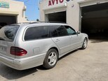 Mercedes E 270-4