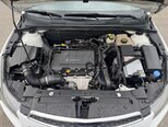 Chevrolet Cruze-13