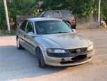 Opel Vectra-10