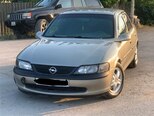 Opel Vectra-4