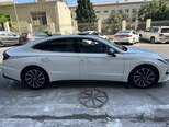 Hyundai Sonata-5