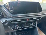 Hyundai Sonata-16