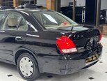 Nissan Sunny-14