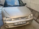 Kia Sephia-1