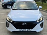 Hyundai IONIQ-1