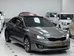 Kia Optima-4