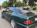 Mercedes E 320-5