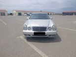 Mercedes E 220-10
