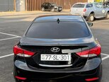 Hyundai Elantra-9