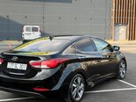 Hyundai Elantra-7