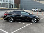 Hyundai Elantra-11