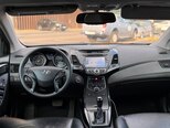 Hyundai Elantra-15
