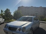 Mercedes E 240-2