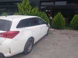 Toyota Auris-4
