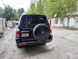 Mitsubishi Pajero-5