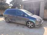 Opel Zafira-5