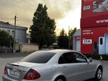 Mercedes E 220-4